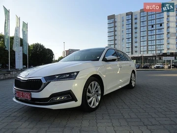 Авто Skoda Octavia 2021 № 8885231