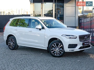 Авто Volvo Xc90 2019 № 8885253