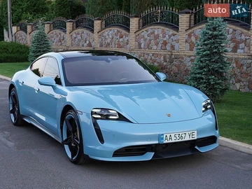 Авто Porsche Taycan 2020 № 8885260