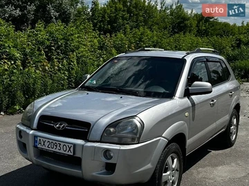 Авто Hyundai Tucson 2005 № 8885408