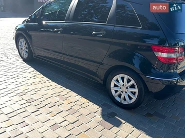 Авто Mercedes B-Class 2010 № 8885423