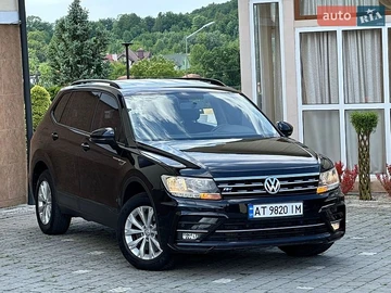 Авто Volkswagen Tiguan 2017 № 8885556