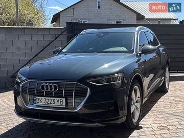 Авто Audi E-Tron 2019 № 8885660