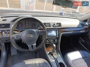 Авто Volkswagen Passat 2013 № 8885918