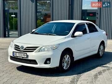 Авто Toyota Corolla 2011 № 8885924