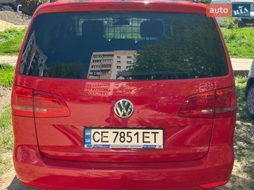 Авто Volkswagen Touran 2013 № 8886001
