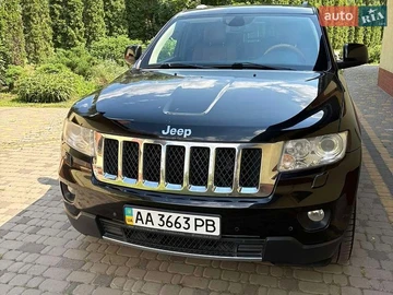 Авто Jeep Grand Cherokee 2012 № 8886108