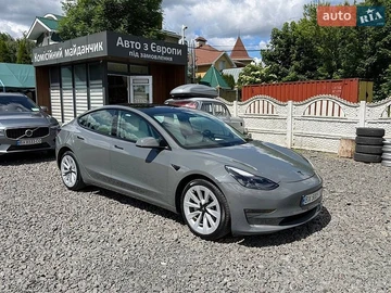 Авто Tesla Model 3 2021 № 8886134
