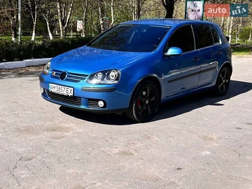 Авто Volkswagen Golf 2004 № 8886472