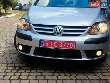Авто Volkswagen Golf Plus 2008 № 8886477