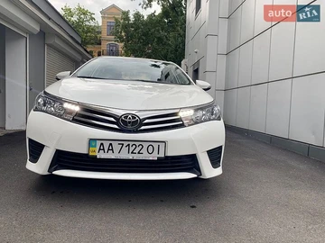 Авто Toyota Corolla 2014 № 8886659