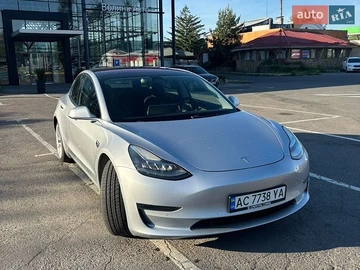 Авто Tesla Model 3 2018 № 8886795