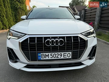 Авто Audi Q3 2023 № 8886965