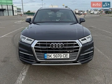 Авто Audi Q5 2020 № 8887491