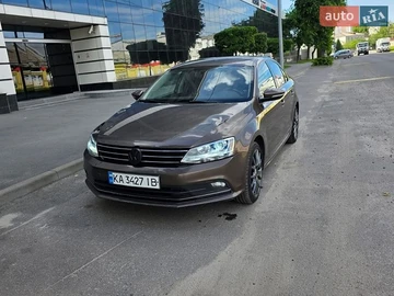 Авто Volkswagen Jetta 2015 № 8887751