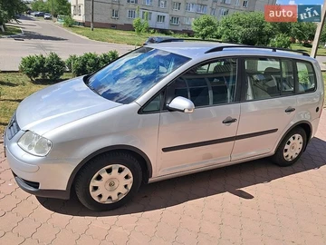 Авто Volkswagen Touran 2003 № 8887930