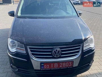 Авто Volkswagen Touran 2009 № 8887977