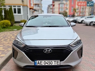 Авто Hyundai Ioniq 2019 № 8888112