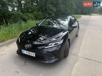 Авто Toyota Camry 2019 № 8888131