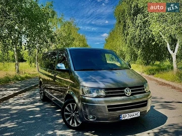 Авто Volkswagen Multivan 2012 № 8888133