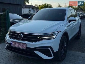 Авто Volkswagen Tiguan 2023 № 8888205