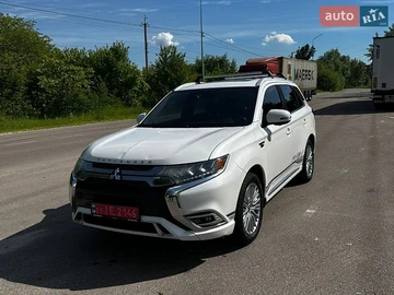Авто Mitsubishi Outlander 2019 № 8888527