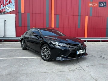 Авто Toyota Camry 2017 № 8888593