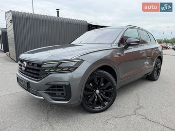 Авто Volkswagen Touareg 2019 № 8888614