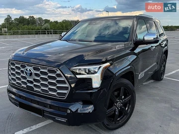 Авто Toyota Sequoia 2023 № 8888622