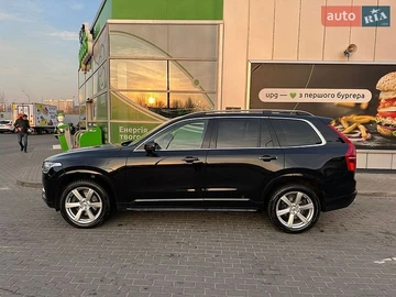 Авто Volvo Xc90 2018 № 8889008
