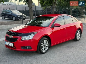 Авто Chevrolet Cruze 2010 № 8889179