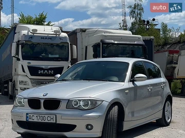 Авто BMW 1 Series 2005 № 8889191