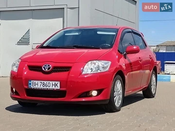 Авто Toyota Auris 2008 № 8889285