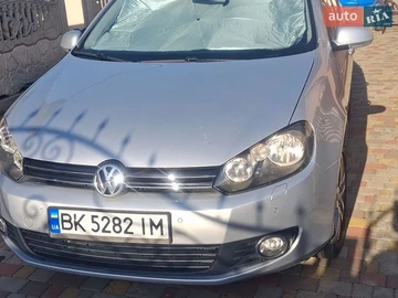 Авто Volkswagen Golf 2010 № 8889290