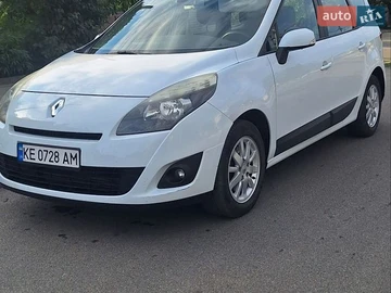 Авто Renault Grand Scenic 2010 № 8889291