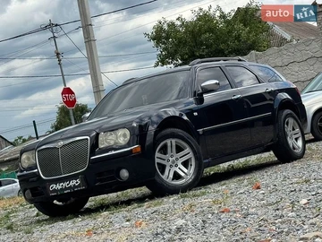 Авто Chrysler 300C 2005 № 8889300