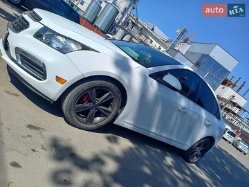 Авто Chevrolet Cruze 2015 № 8889360