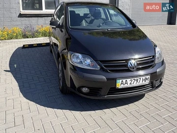Авто Volkswagen Golf Plus 2008 № 8889373