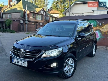 Авто Volkswagen Tiguan 2010 № 8889382