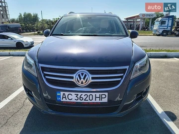 Авто Volkswagen Tiguan 2010 № 8889385