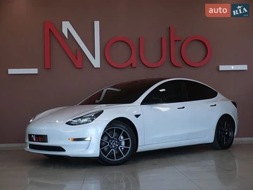 Авто Tesla Model 3 2021 № 8889556