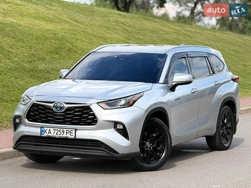 Авто Toyota Highlander 2021 № 8889695
