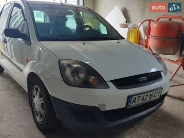 Авто Ford Fiesta 2006 № 8889782