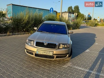 Авто Skoda Superb 2002 № 8889863