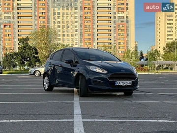 Авто Ford Fiesta 2013 № 8889939