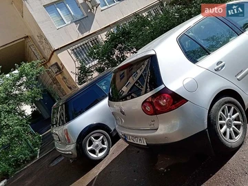 Авто Volkswagen Golf 2008 № 8889968