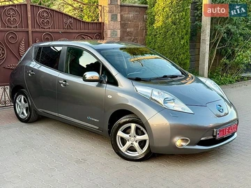 Авто Nissan Leaf 2013 № 8890002