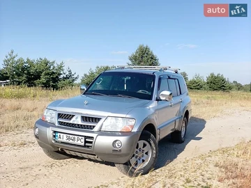 Авто Mitsubishi Pajero 2006 № 8890003