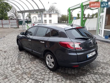 Авто Renault Megane 2011 № 8890007