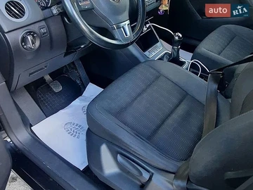 Авто Volkswagen Tiguan 2013 № 8890256